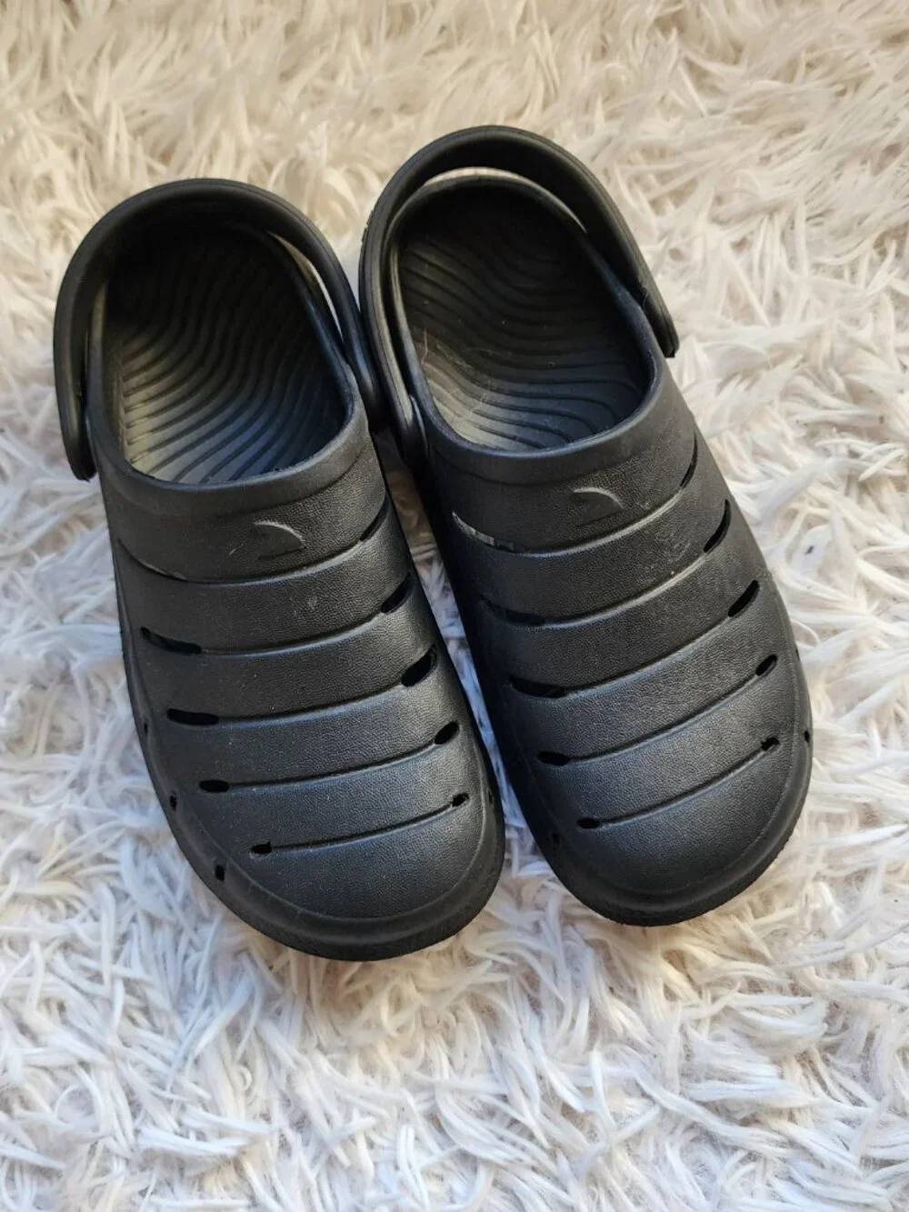 Rugged Shark Black Molded Foam Clogs Slip On Comfort Mules